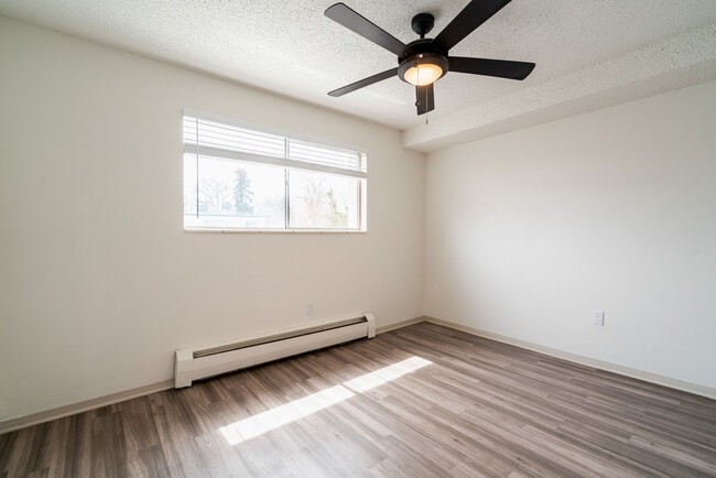 Building Photo - Postmark at Littleton