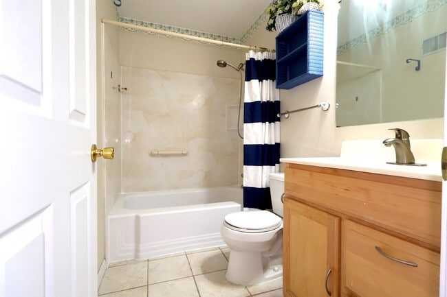 Building Photo - Charming 3-Bed, 2-Bath Home with 2 Car Garage & Covered Patio