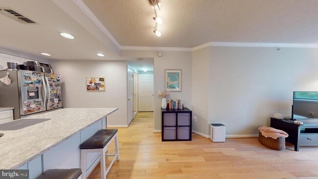 Building Photo - 3835 9th St N