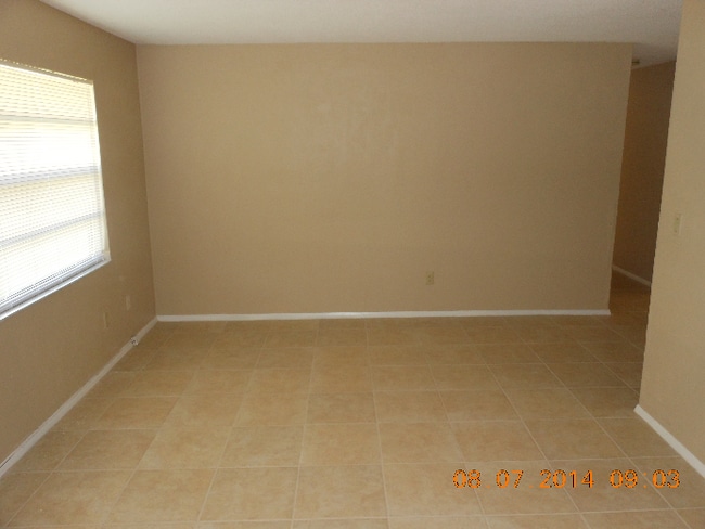 Building Photo - BEAUTIFUL 3 BEDROOM 2 BATH LOCATED IN PORT ORANGE