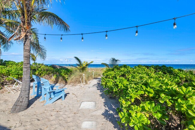 Building Photo - 230 Osceola Way