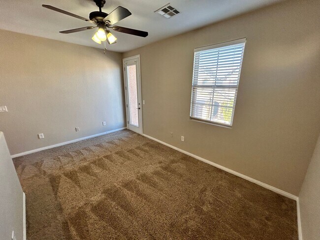 Building Photo - Beautiful 4/Bed/3Bath/2Car Two-Story Home with Loft and Office in Providence!