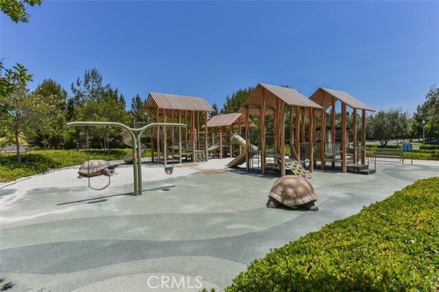 Building Photo - 60 Brindisi