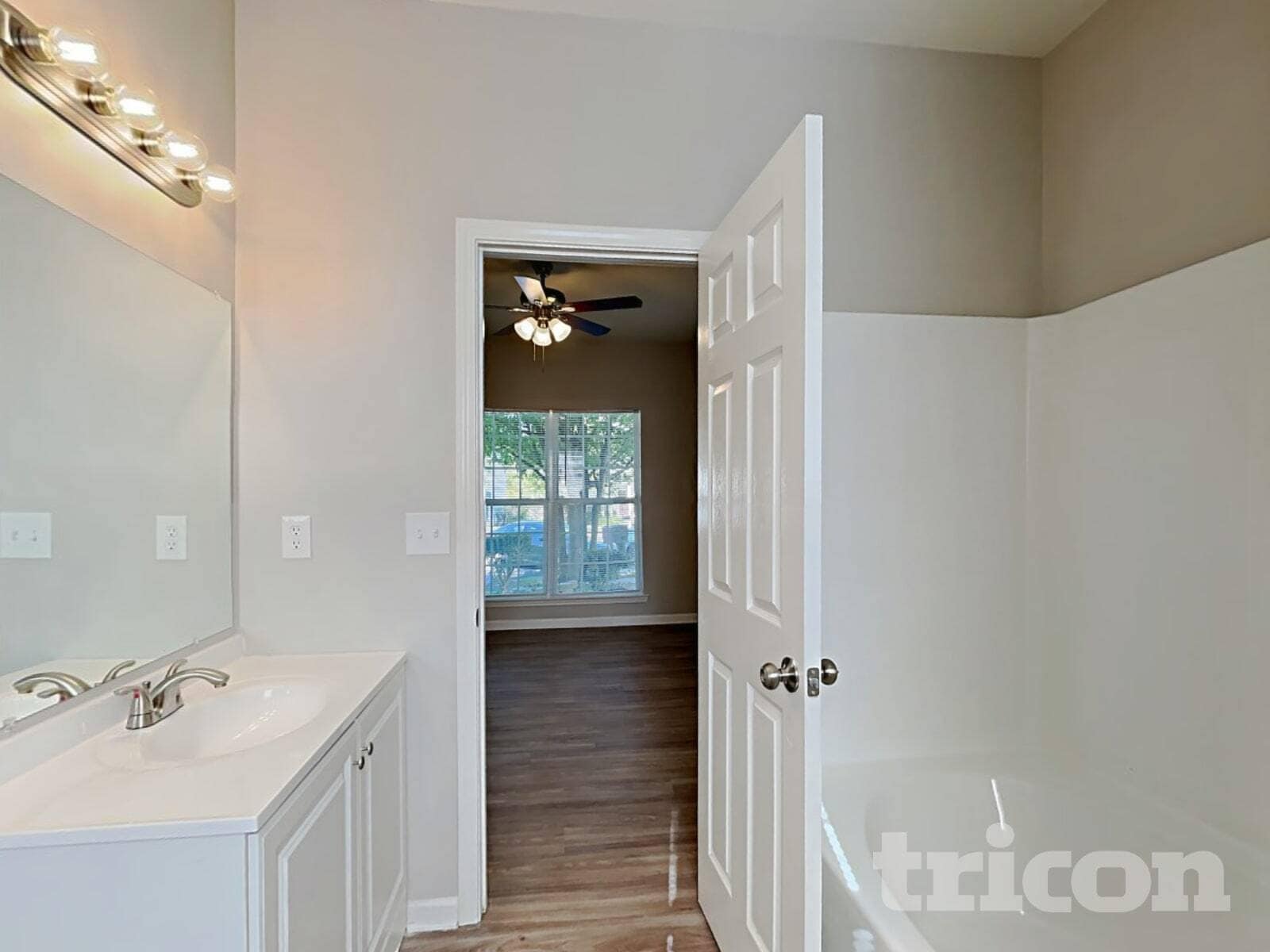 Building Photo - 1211 Joannas Ct