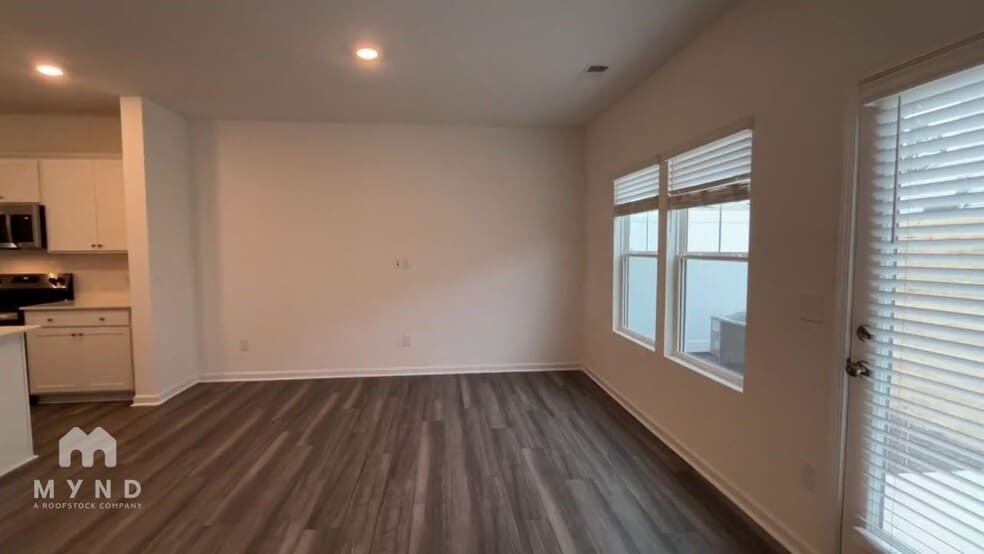 Building Photo - 21 Broward Ln