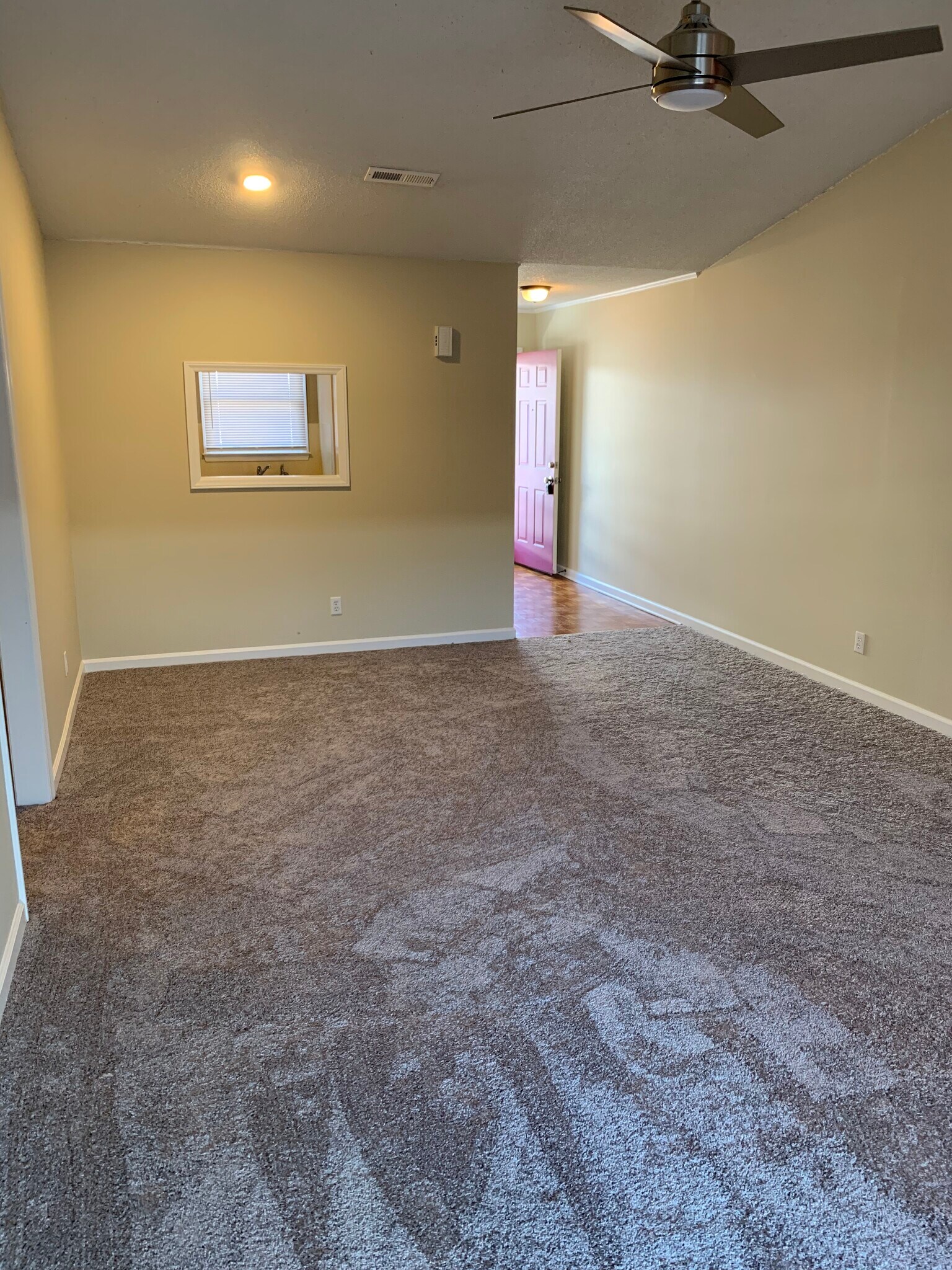 Building Photo - 133 Columbine Dr. Unit # 113