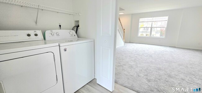 Building Photo - 274 Bridgeport Ave