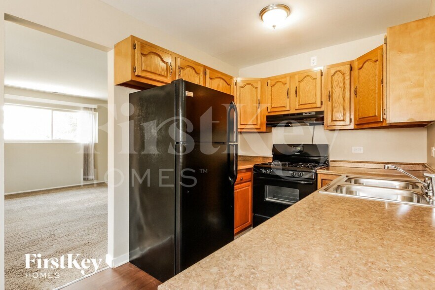 Building Photo - 105 Oxford Ln