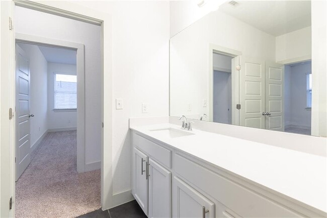 Building Photo - 1410 Casa Dr