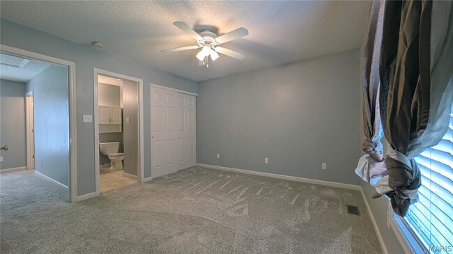 Building Photo - 247 New Richmond Dr