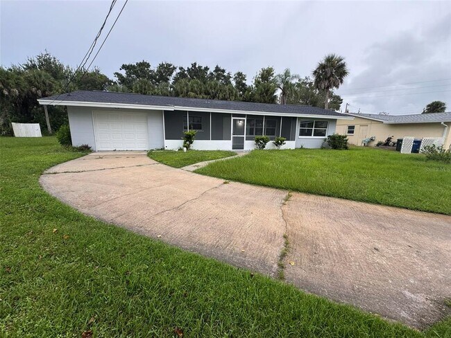 Primary Photo - 116 Myakka Dr