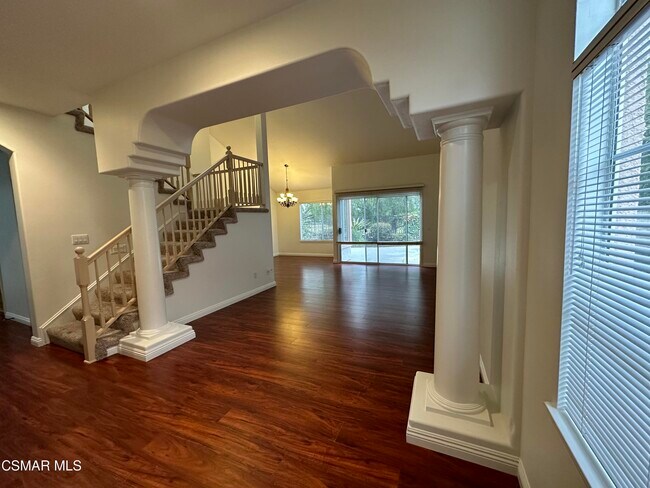 Building Photo - 1628 Glider Ct