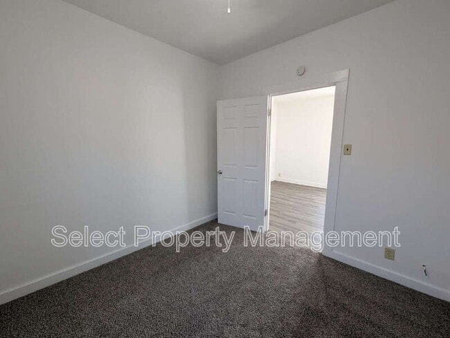 Building Photo - 1914 Kentucky Ave