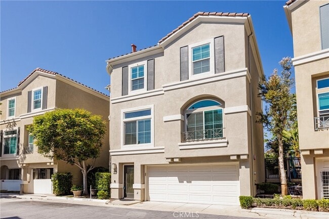 Building Photo - 225 Montana Del Lago Dr