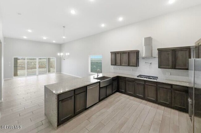 Building Photo - 11365 Hidalgo Dr