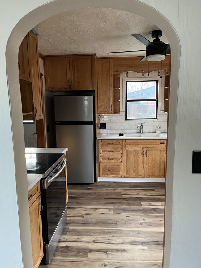 Building Photo - 4909 W Alamosa St