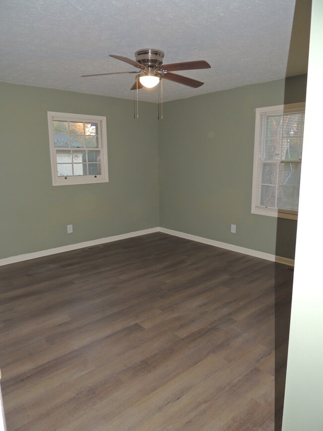 Building Photo - 1113 Strickland Bridge Rd