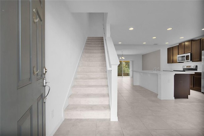 Building Photo - 110 Claire Ln