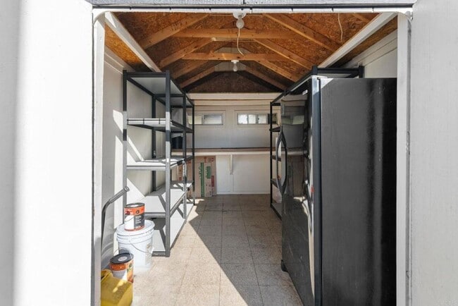 Building Photo - Spacious Remodeled Home with Separate Apar...