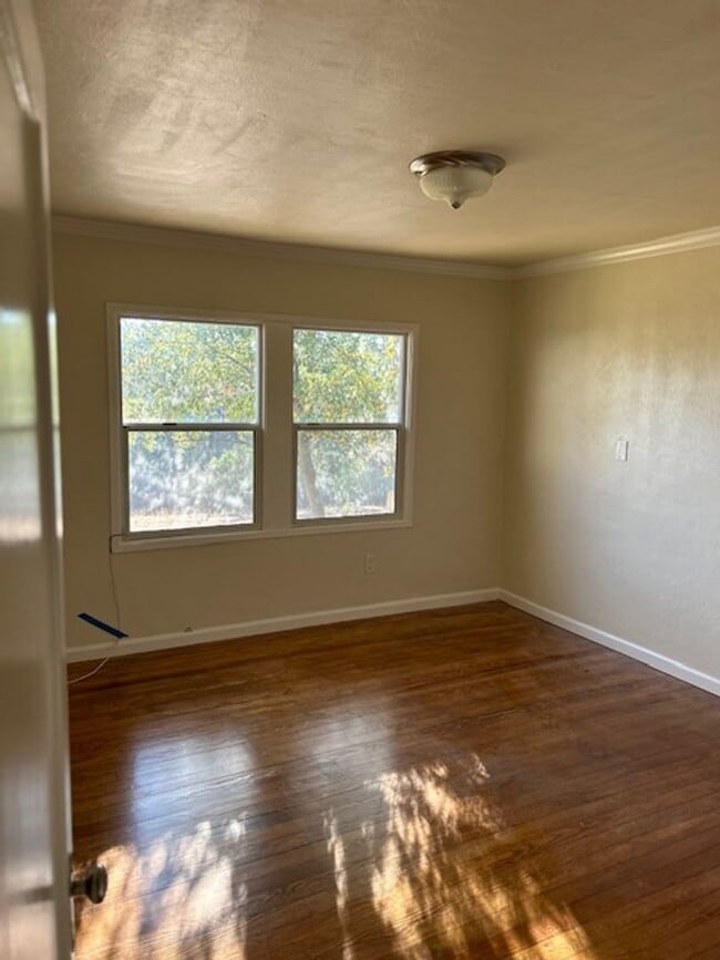 Building Photo - G5 | (CHP) 18480 Deer Flat Road