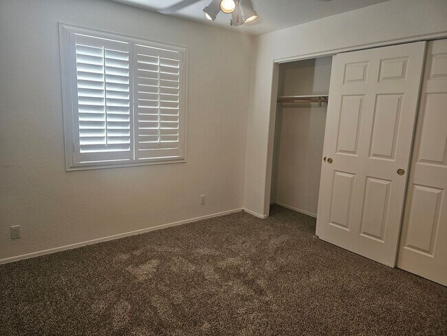 Building Photo - Unfurnished Long Term Pool & Spa