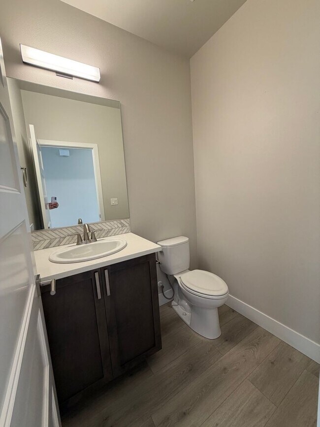 Building Photo - Gorgeous 4 bed, 2.5 ba in Richland's Westcliffe Neighborhood