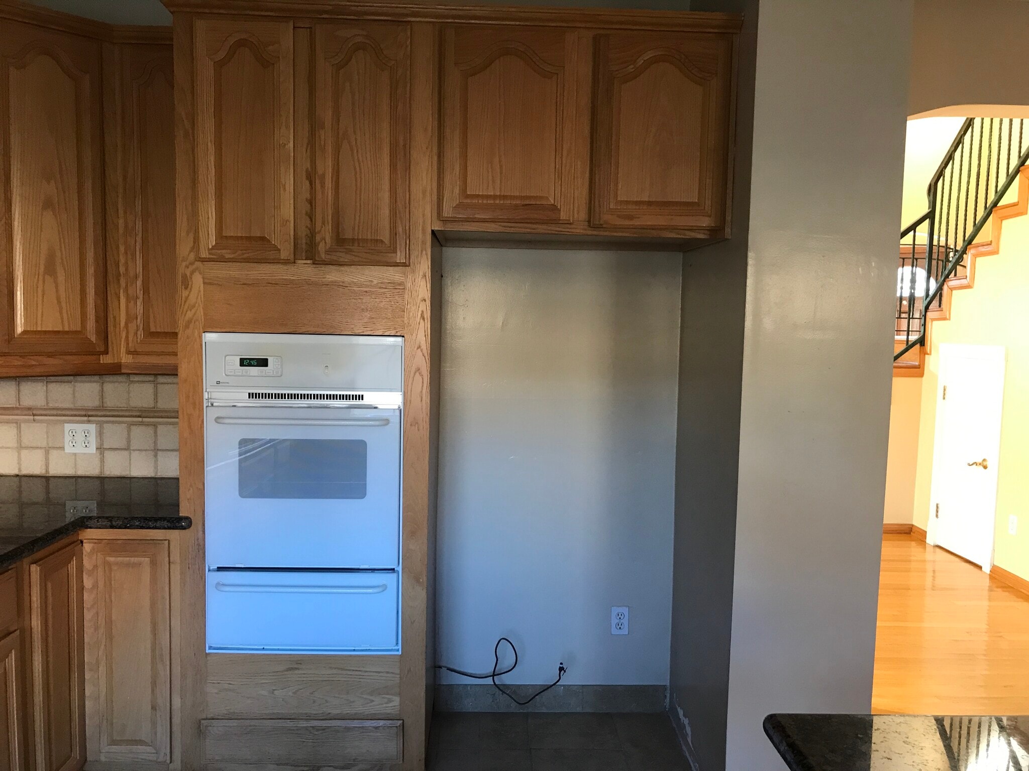 gas wall oven & refrigerator space - 1304 Mackay Ln