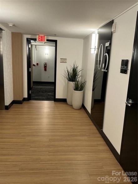 Building Photo - 715 N Graham St