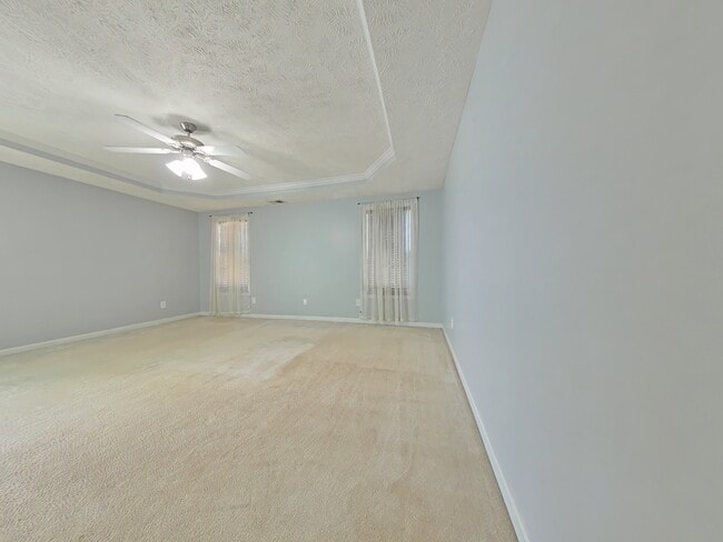 Building Photo - 5841 Blue Sky Ln