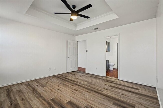 Building Photo - 17912 Aleppo Pine