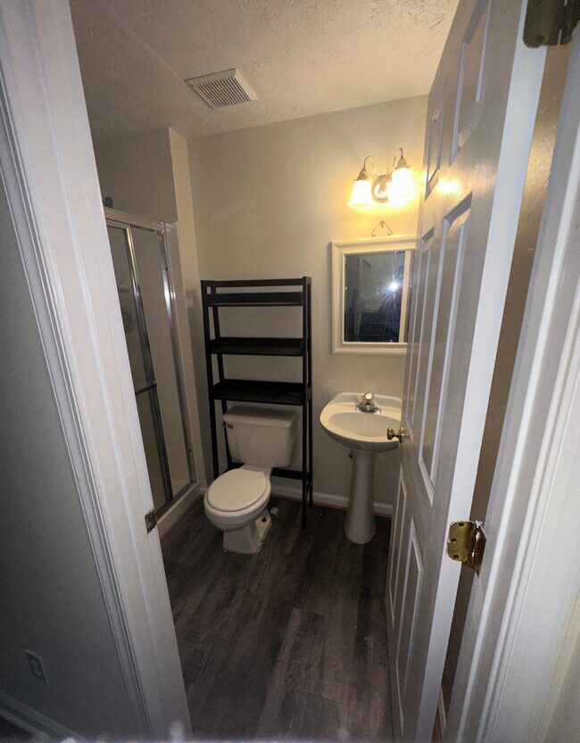 bathroom basement 3 - 8604 Jacks Reef Rd