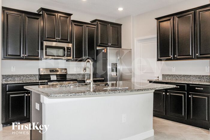 Building Photo - 13244 Satin Lily Dr