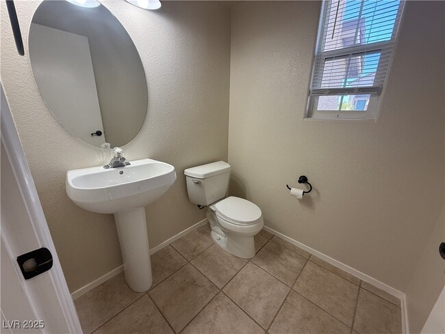 Building Photo - 8126 W Dracopus Ave