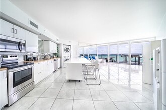 Building Photo - 6301 Collins Ave