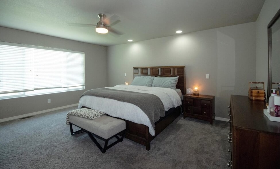 Building Photo - 8972 Pennycress Dr