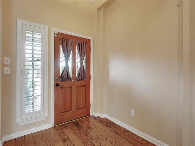 Building Photo - 1052 Village Pkwy