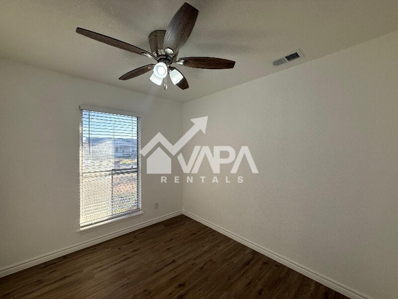 Building Photo - 5714 Elk Lake Dr