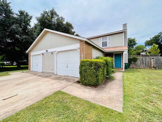 Primary Photo - 9300 Kempler Dr