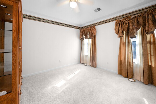 Building Photo - 11623 Fox Hill Dr