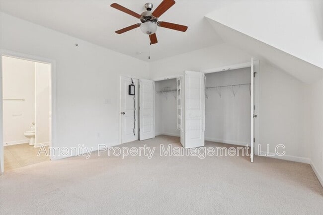 Building Photo - 103 Carrington Ln