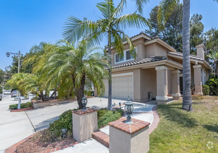 Building Photo - Lovely home located on nice cul-de-sac street