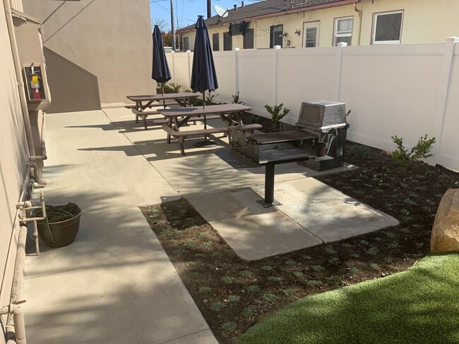 Building Photo - Gorgeous 1 bedroom  1 bath