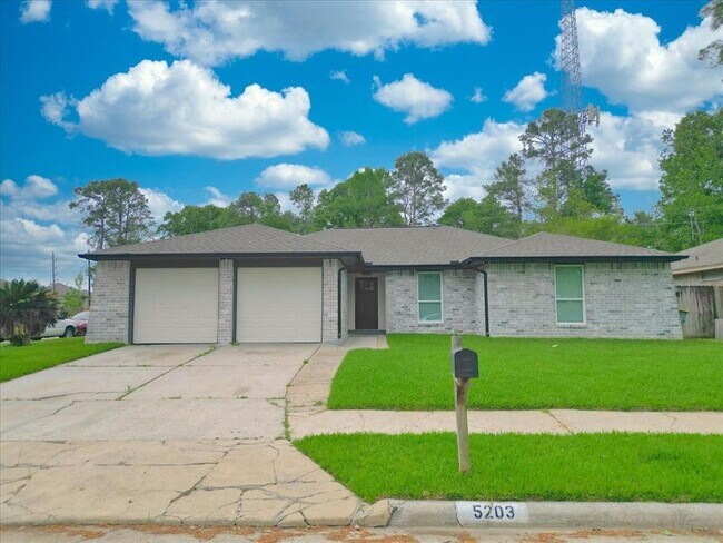 Building Photo - 5203 Mossgrey Ln