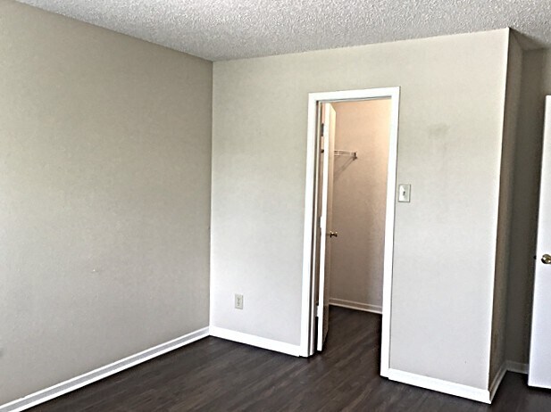 Building Photo - 14438 Banister Dr