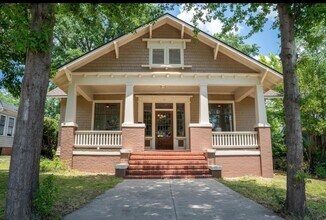 Building Photo - 144 W Hampton Ave
