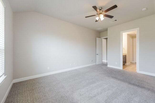 Building Photo - 1126 Orange Dawn Dr