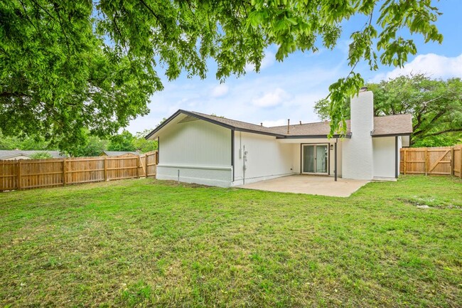 Building Photo - 9006 Lodge Ct