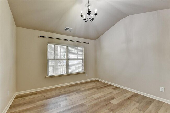 Building Photo - 5013 Groover Dr