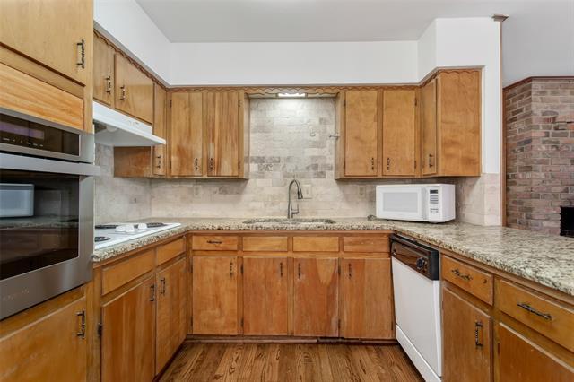 Building Photo - 7505 Brentcove Cir