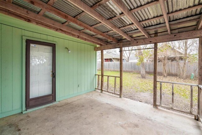 Building Photo - 4700 Franklin Park Dr